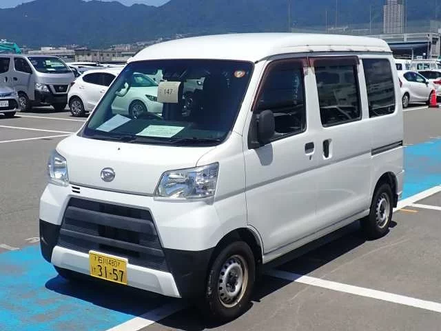 Daihatsu Hijet Cargo S331V 2018